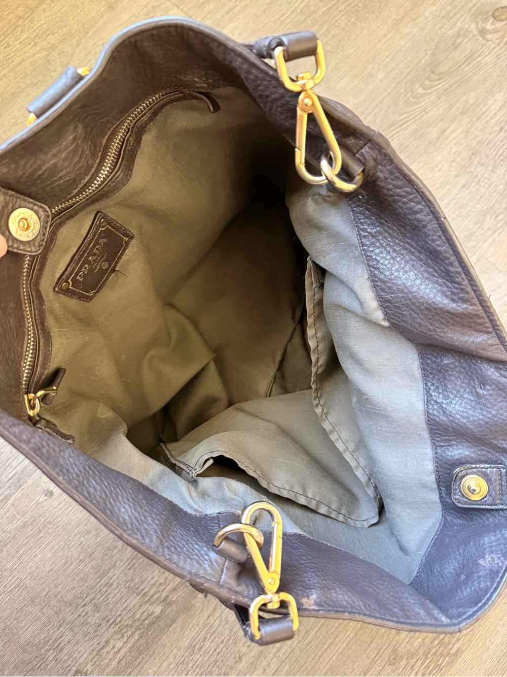Prada Vitello Daino Large Shopping Tote, model BN1713 - Picture 3 of 8